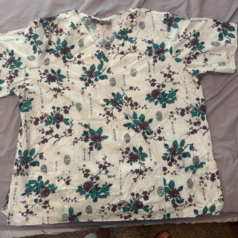 Chic Floral Kimono Blouse